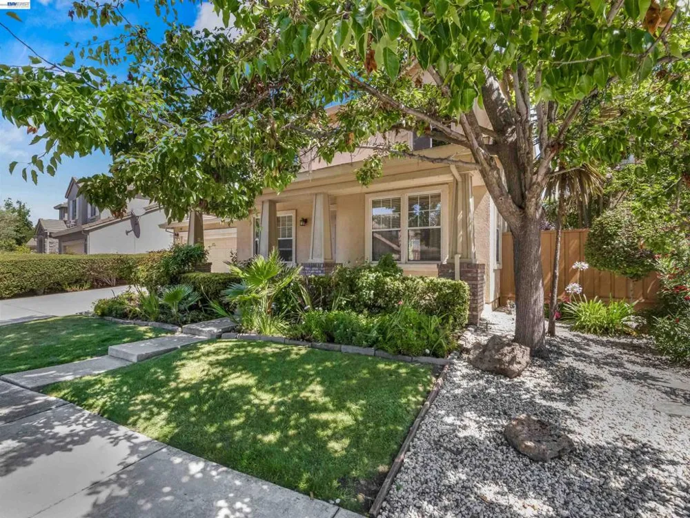 308 Arrowhead Way Hayward, CA 94544