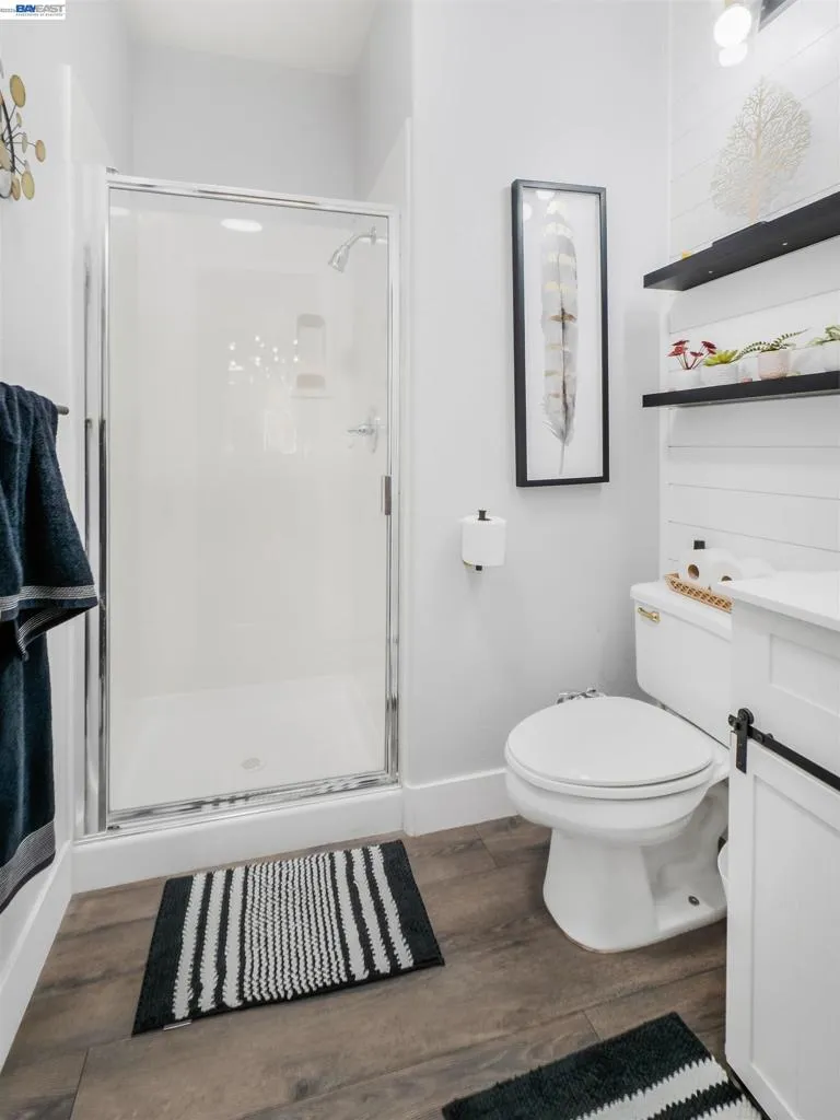 308 Arrowhead Way Hayward, CA 94544