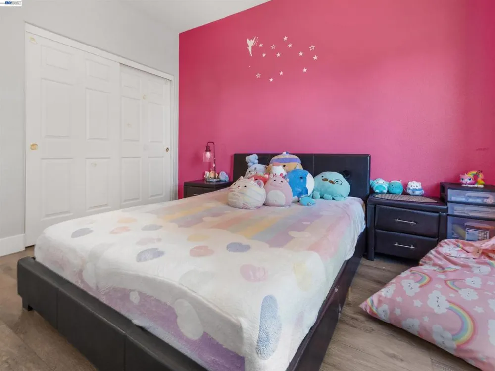 308 Arrowhead Way Hayward, CA 94544