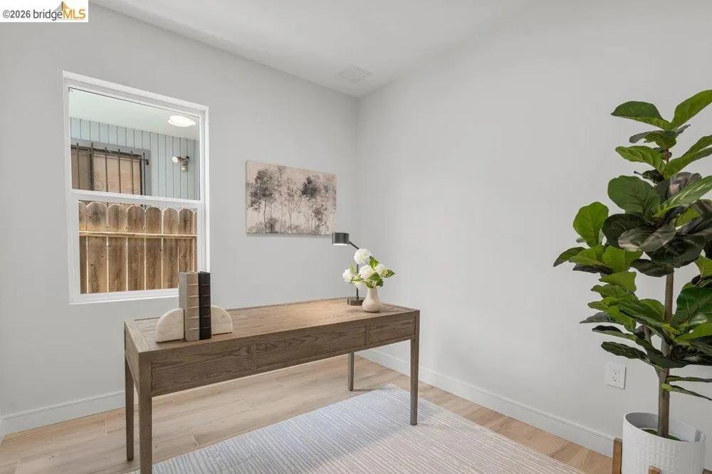 732 26th Street Oakland, CA 94612
