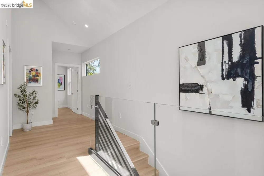 732 26th Street Oakland, CA 94612