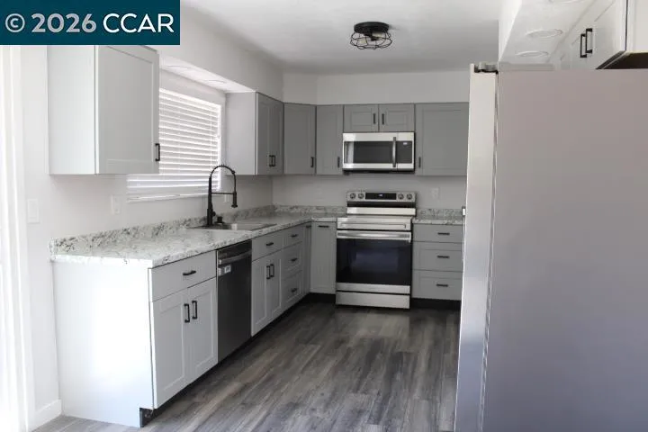 130 Aster Ct Hercules, CA 94547