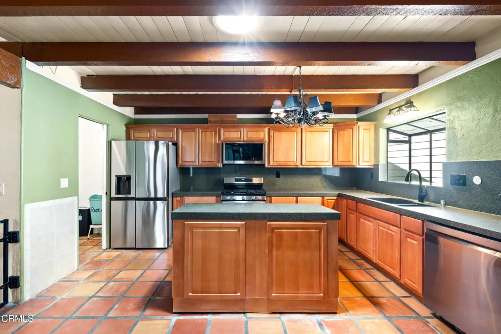 1526 Marquard Terrace Santa Barbara, CA 93101