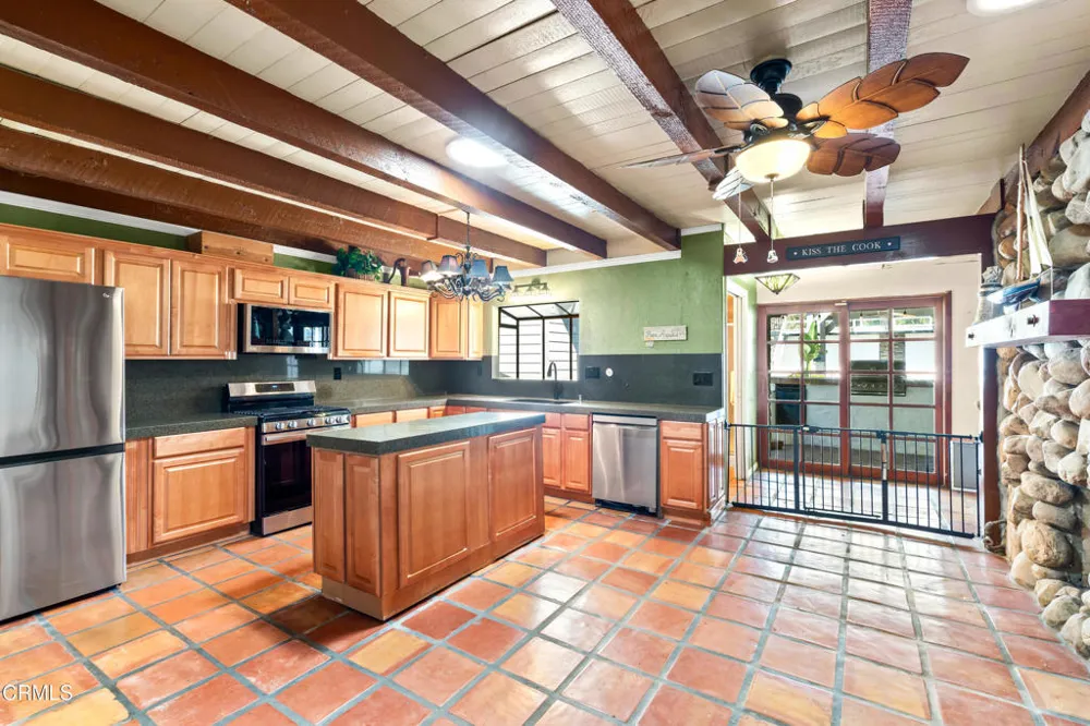 1526 Marquard Terrace Santa Barbara, CA 93101