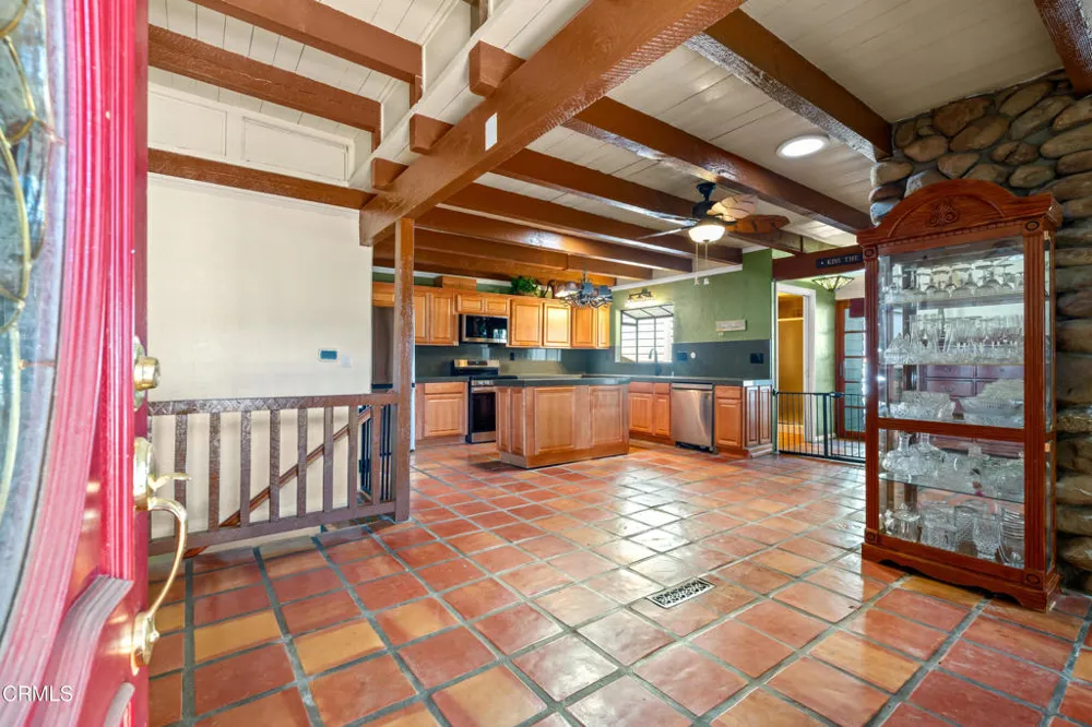 1526 Marquard Terrace Santa Barbara, CA 93101