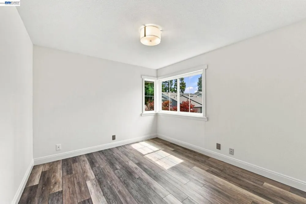 2423 Blackpool Ln San Leandro, CA 94577