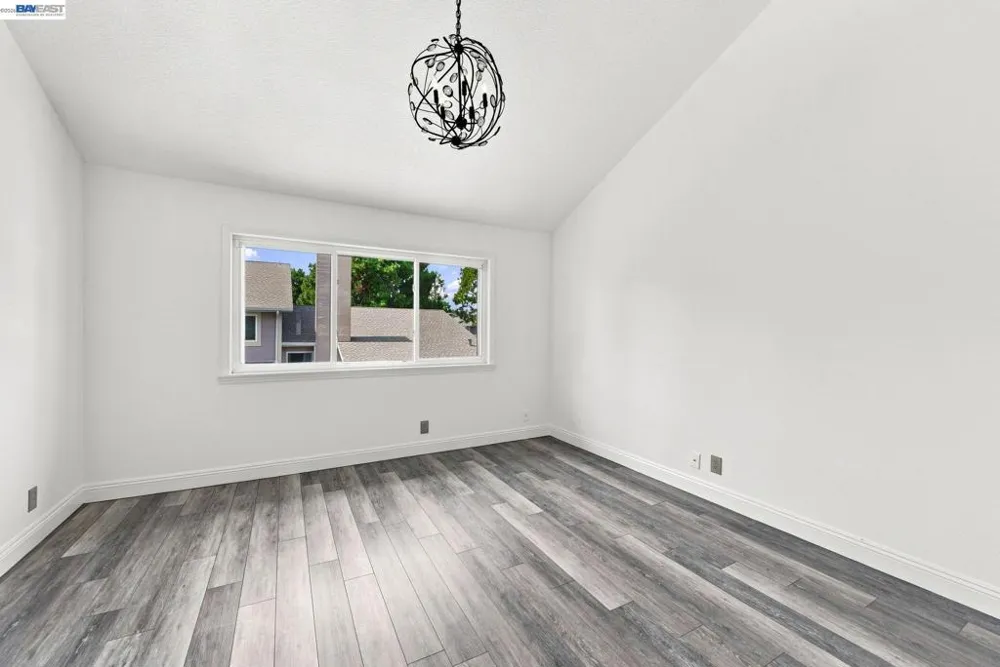 2423 Blackpool Ln San Leandro, CA 94577