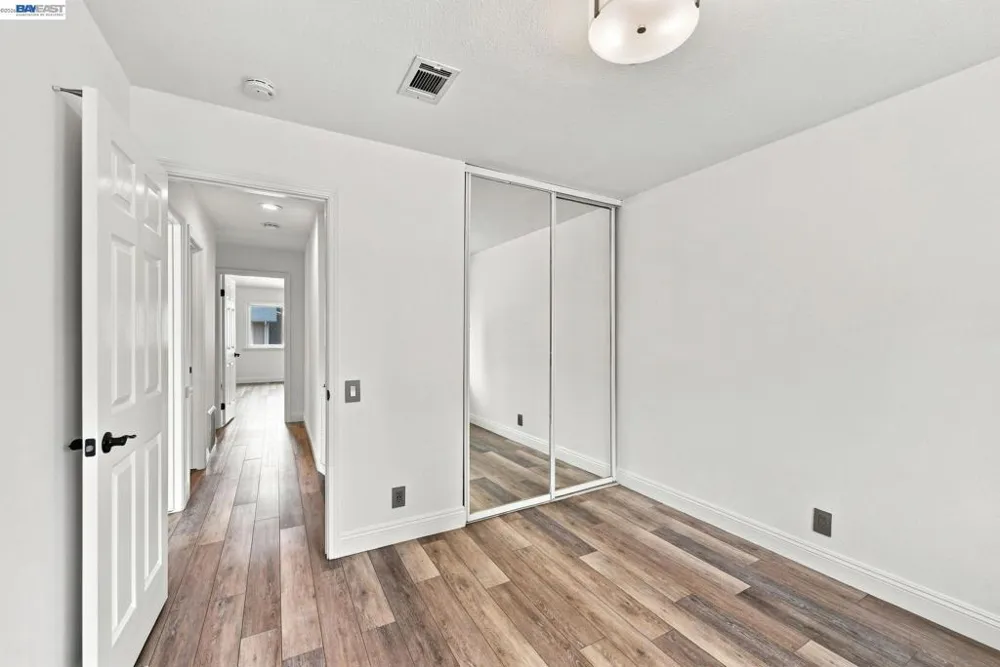 2423 Blackpool Ln San Leandro, CA 94577