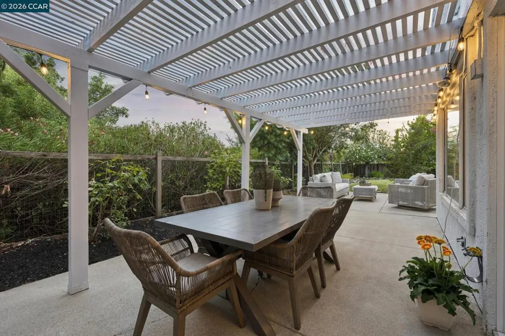732 Trent Terrace Danville, CA 94506