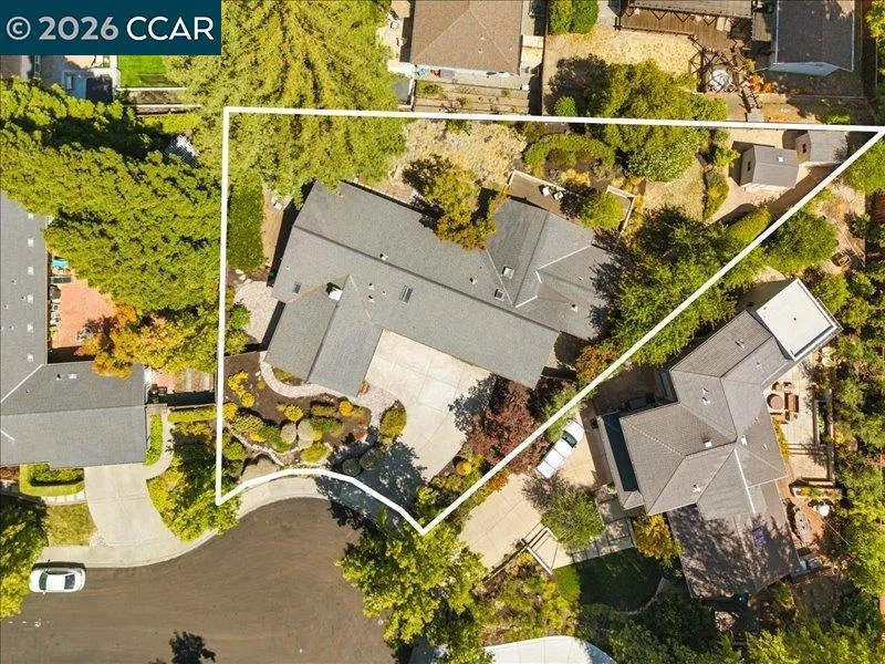 8 Dunsmoor Ct Danville, CA 94526