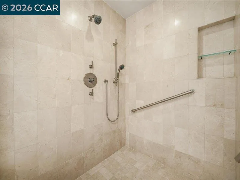 8 Dunsmoor Ct Danville, CA 94526
