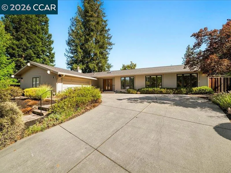 8 Dunsmoor Ct Danville, CA 94526
