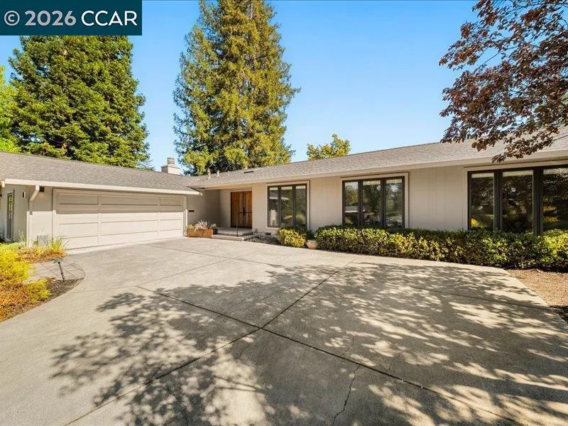 8 Dunsmoor Ct Danville, CA 94526