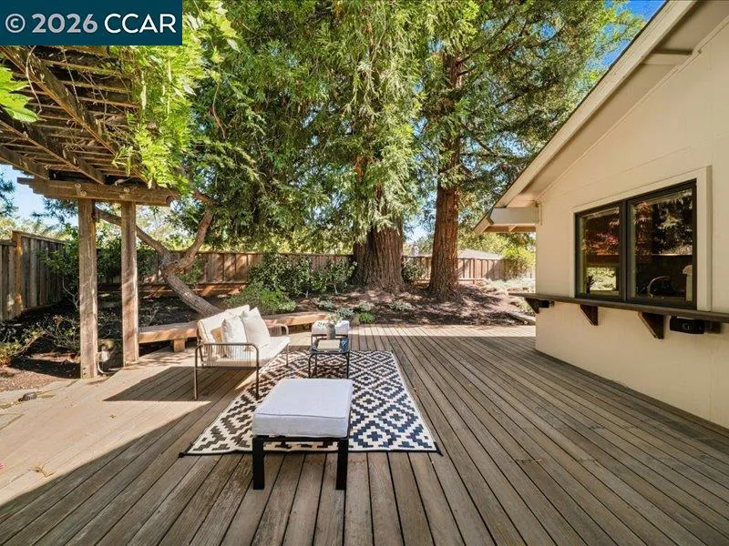 8 Dunsmoor Ct Danville, CA 94526