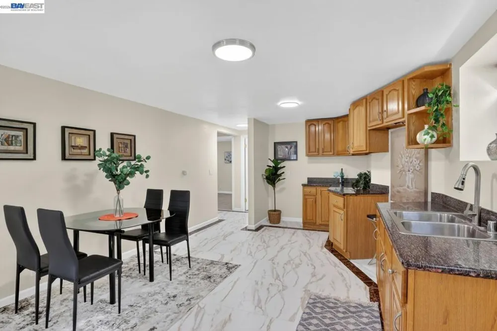 1328 E 25th St Oakland, CA 94606