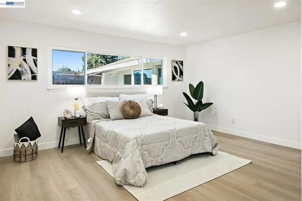 1149 Geneva St Livermore, CA 94550
