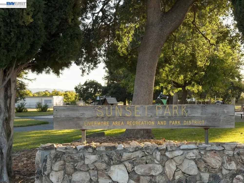 1149 Geneva St Livermore, CA 94550