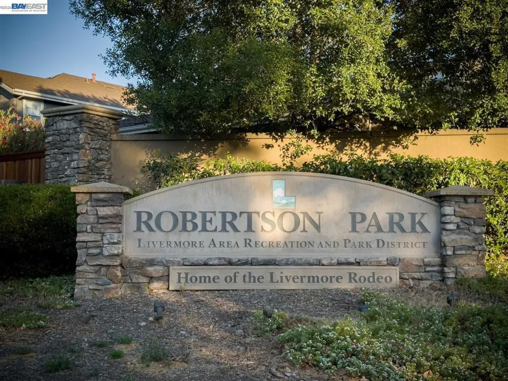 1149 Geneva St Livermore, CA 94550