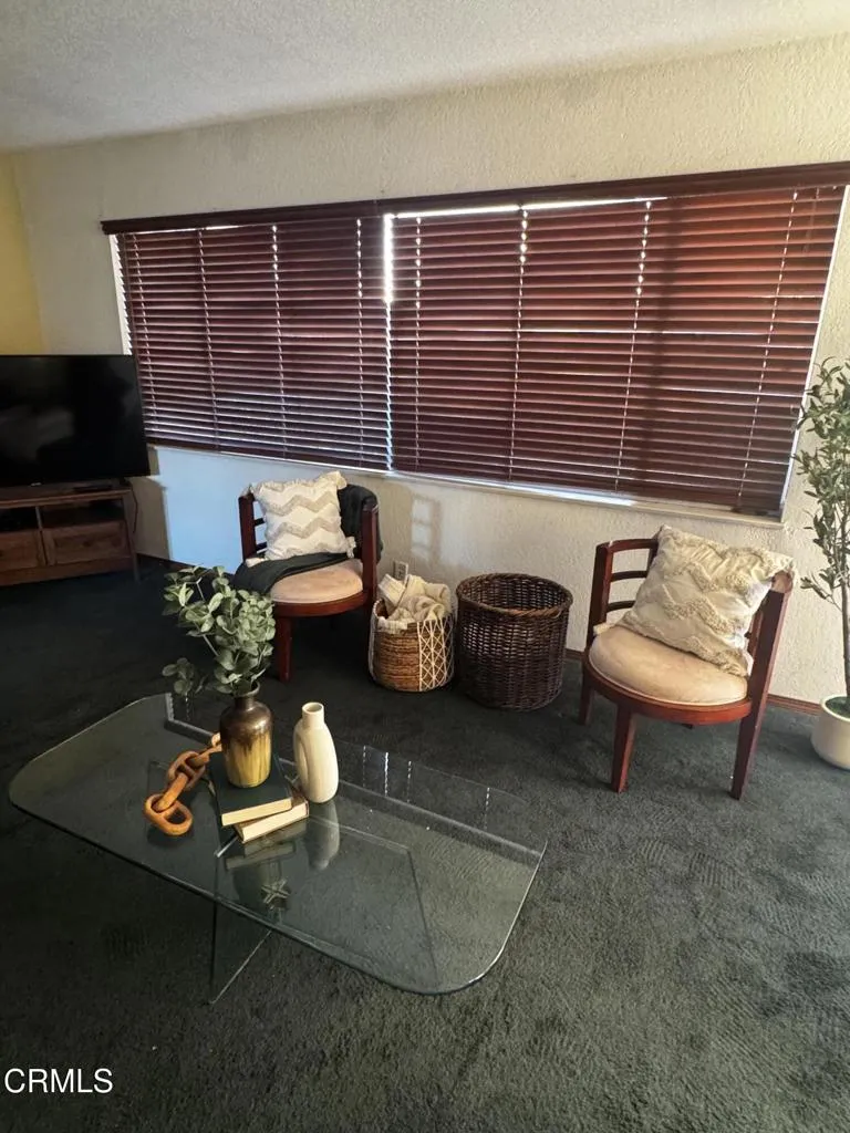 184 Banner Avenue Ventura, CA 93004