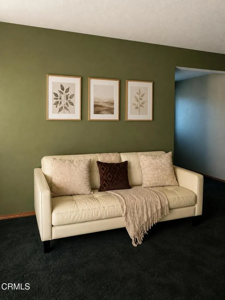 184 Banner Avenue Ventura, CA 93004