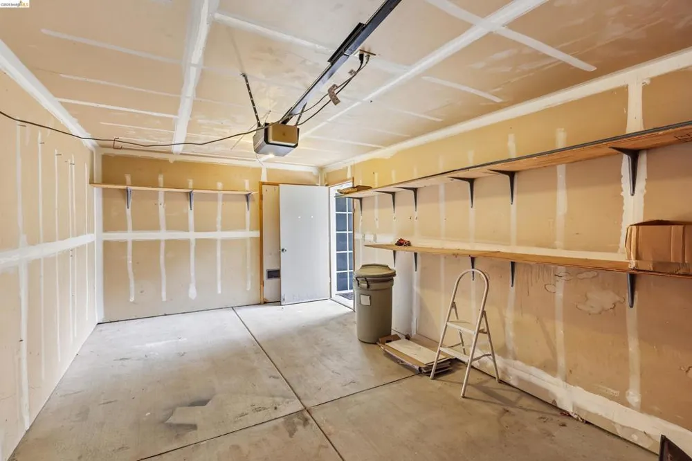 12 Madrid Ct Novato, CA 94949