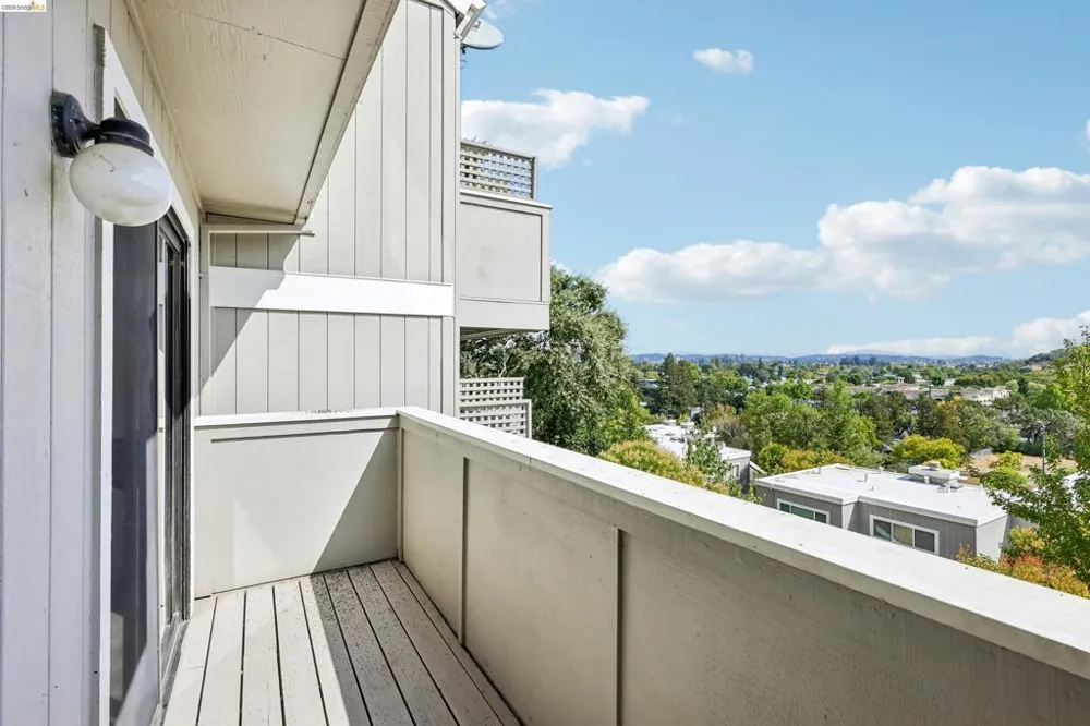 12 Madrid Ct Novato, CA 94949