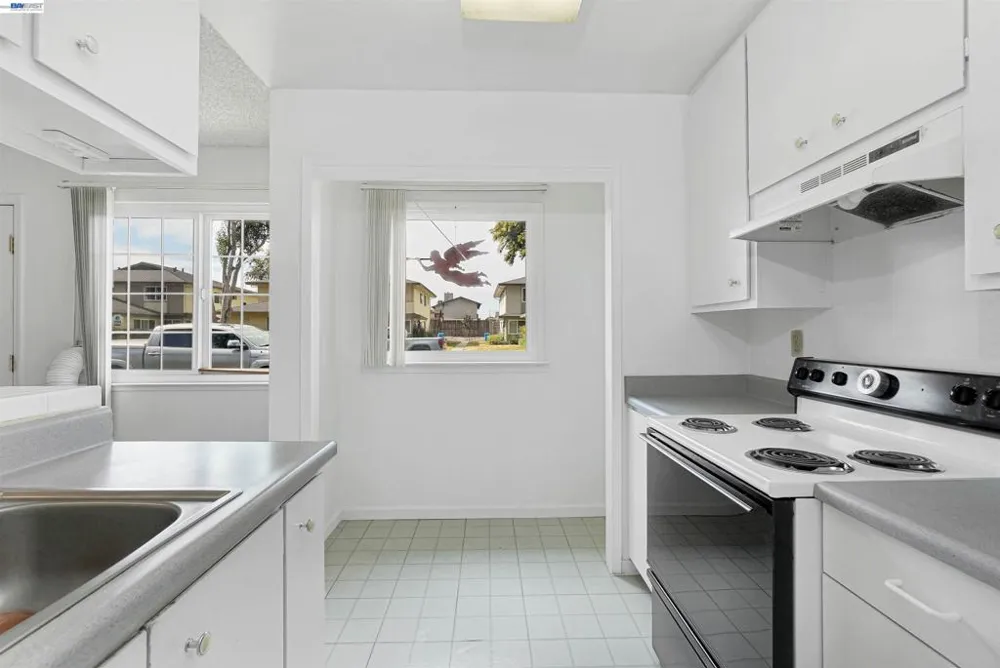 34812 Starling Dr #1 Union City, CA 94587