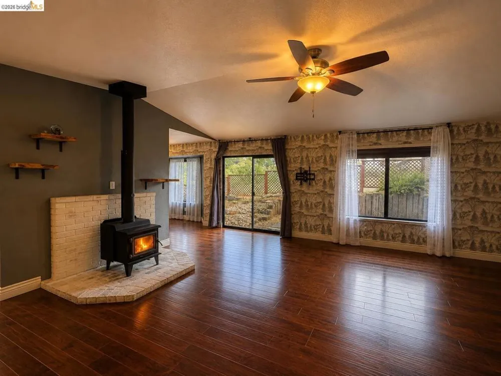 20663 Ferretti Rd Groveland, CA 95321
