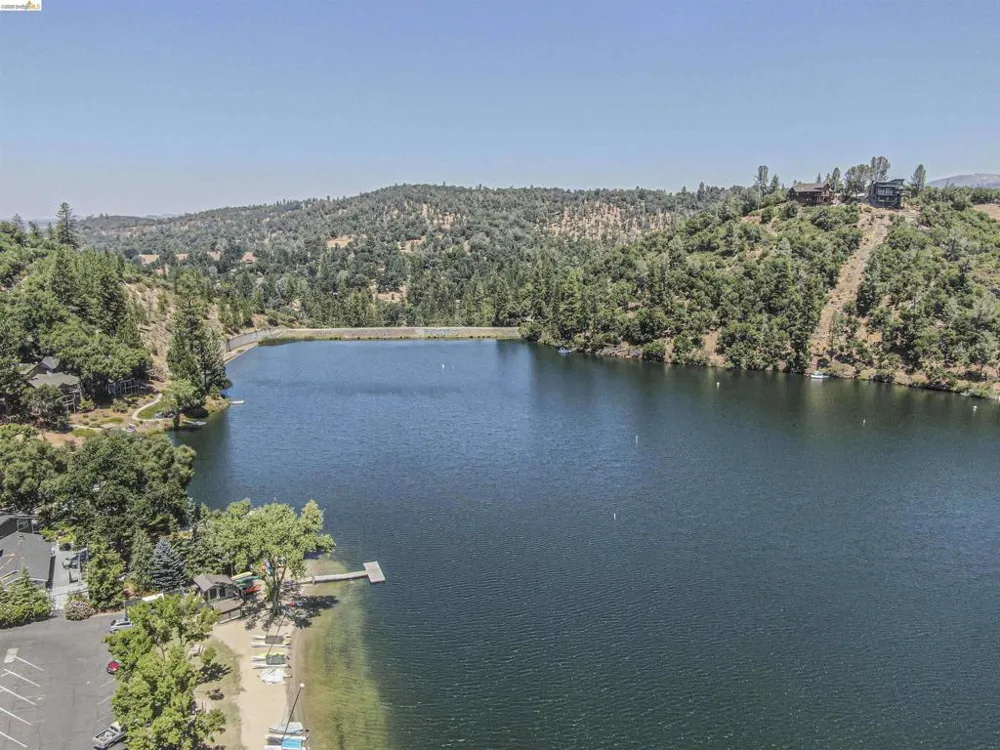 20663 Ferretti Rd Groveland, CA 95321