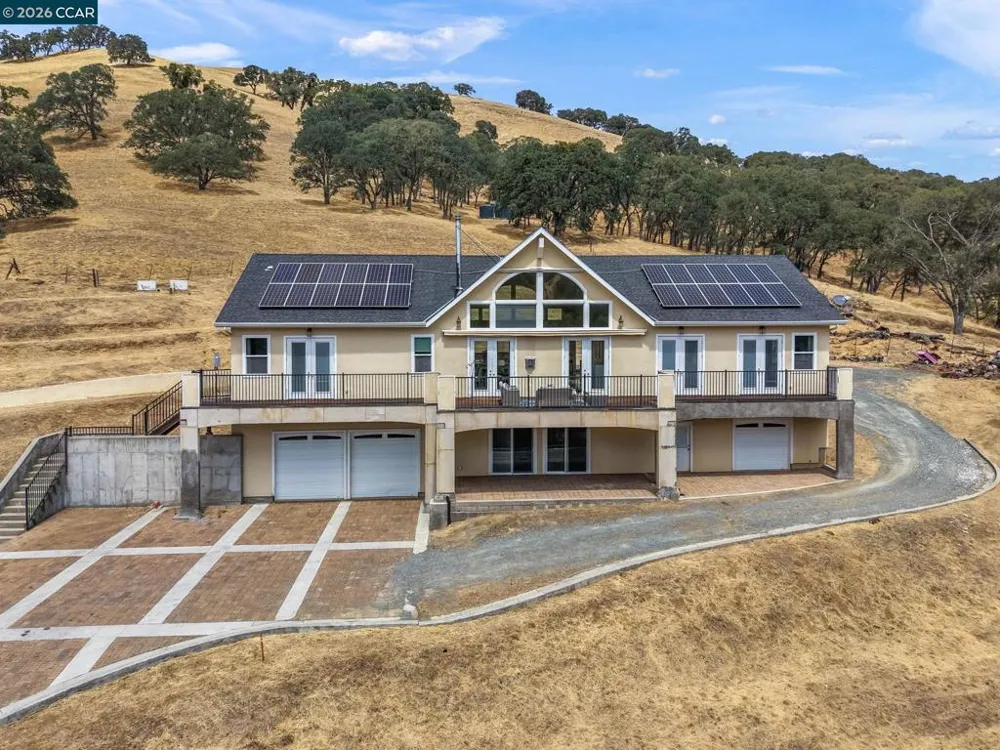 1740 Curry Canyon Rd Clayton, CA 94517
