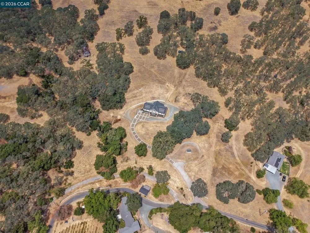 1740 Curry Canyon Rd Clayton, CA 94517