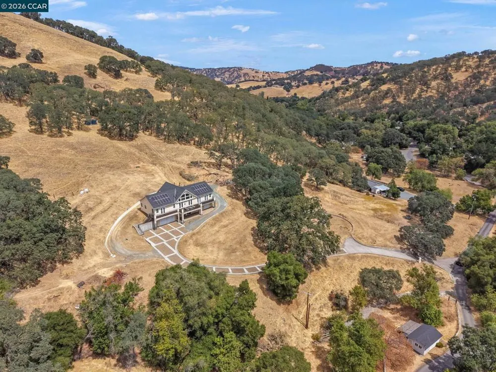 1740 Curry Canyon Rd Clayton, CA 94517