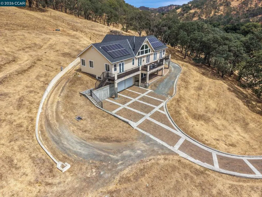 1740 Curry Canyon Rd Clayton, CA 94517