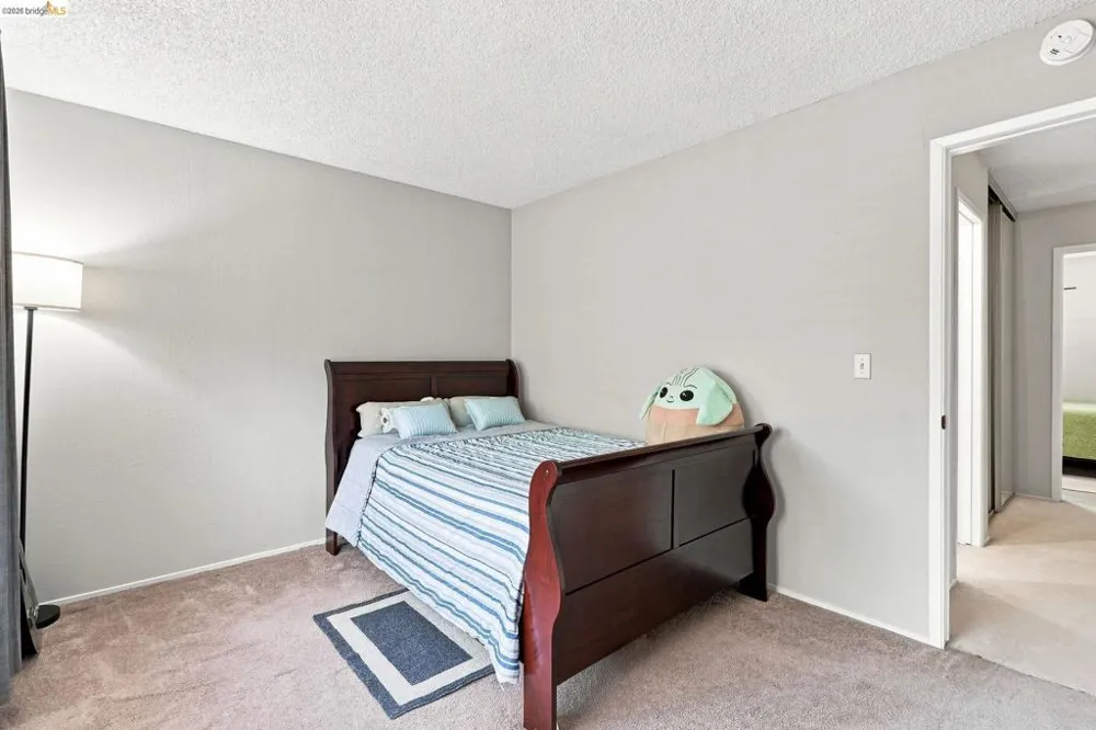 205 Del Valle Cir El Sobrante, CA 94803