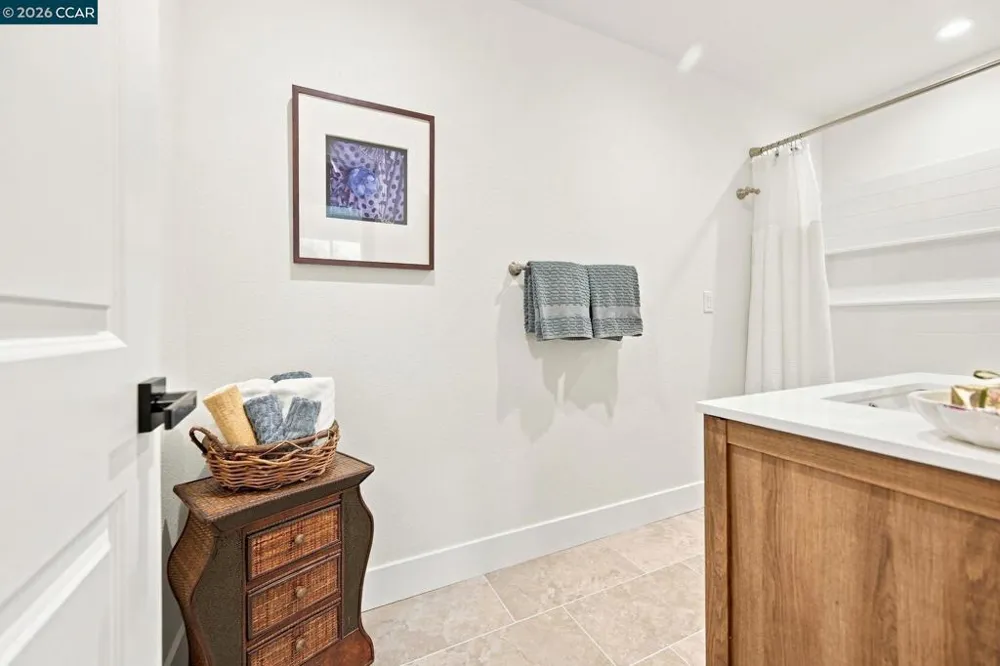 1133 Meadow Lane #34 Concord, CA 94520