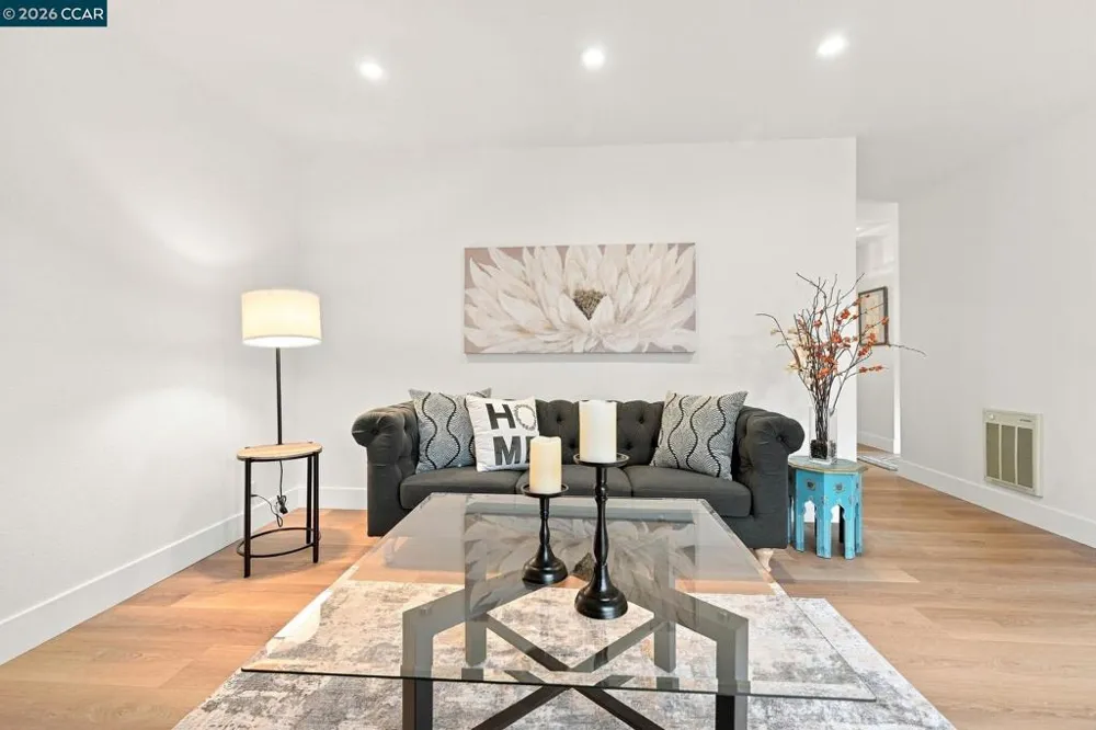 1133 Meadow Lane #34 Concord, CA 94520