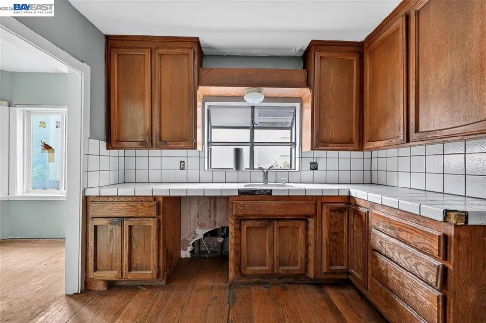 3148 California St Oakland, CA 94602