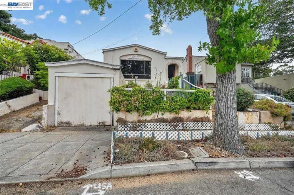 3148 California St Oakland, CA 94602