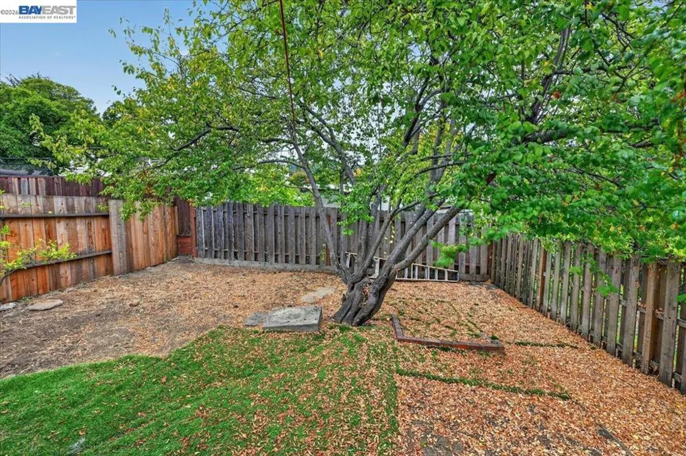 3148 California St Oakland, CA 94602