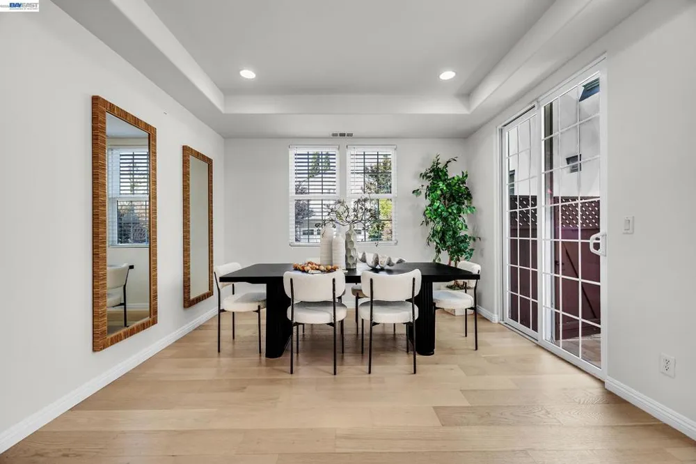 1015 Greenbrier Ct San Leandro, CA 94577