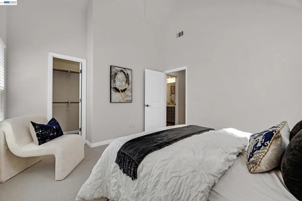 1015 Greenbrier Ct San Leandro, CA 94577