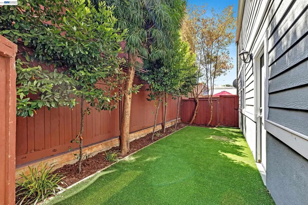 1015 Greenbrier Ct San Leandro, CA 94577