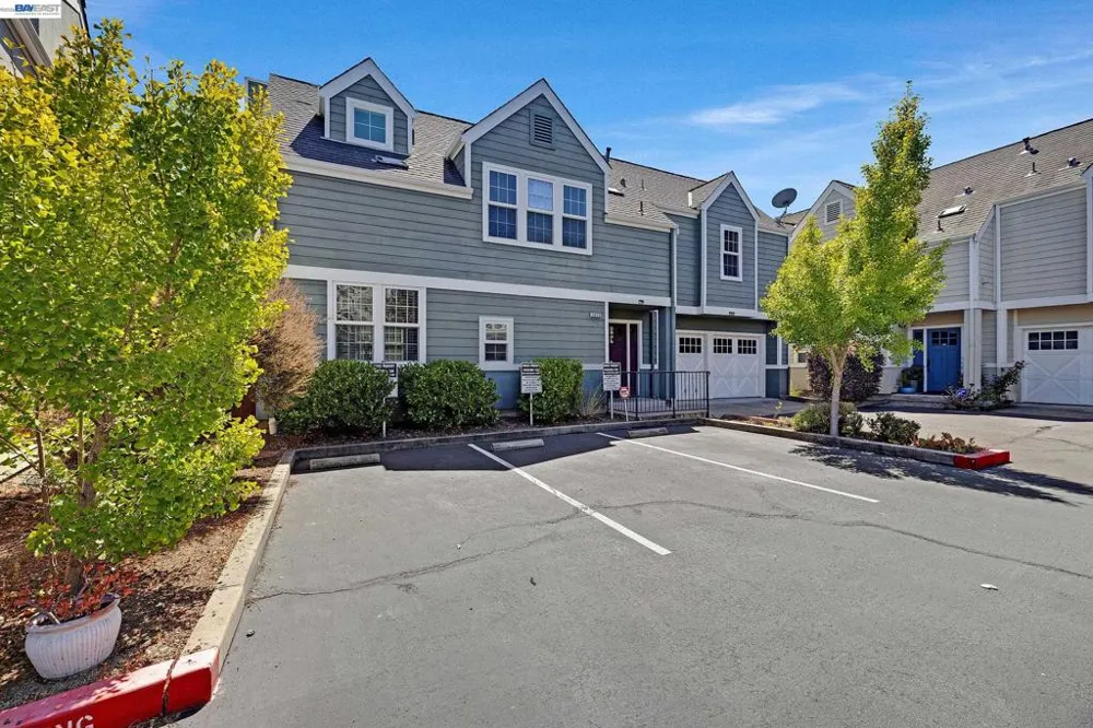 1015 Greenbrier Ct San Leandro, CA 94577