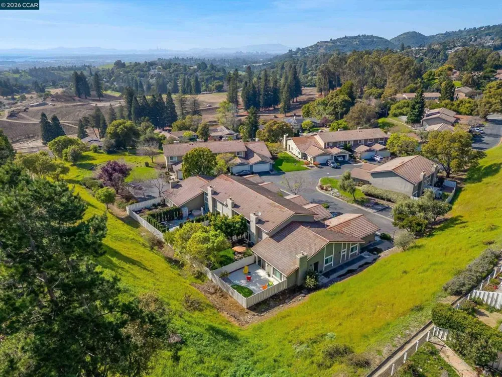 131 Ironwood Oakland, CA 94605