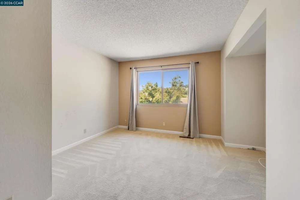 131 Ironwood Oakland, CA 94605