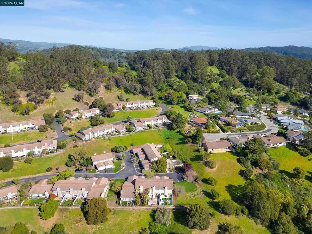 131 Ironwood Oakland, CA 94605