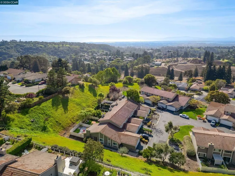 131 Ironwood Oakland, CA 94605