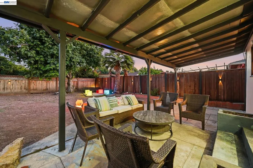 59 Lafayette Ave Hayward, CA 94544