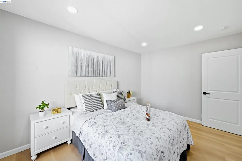 59 Lafayette Ave Hayward, CA 94544