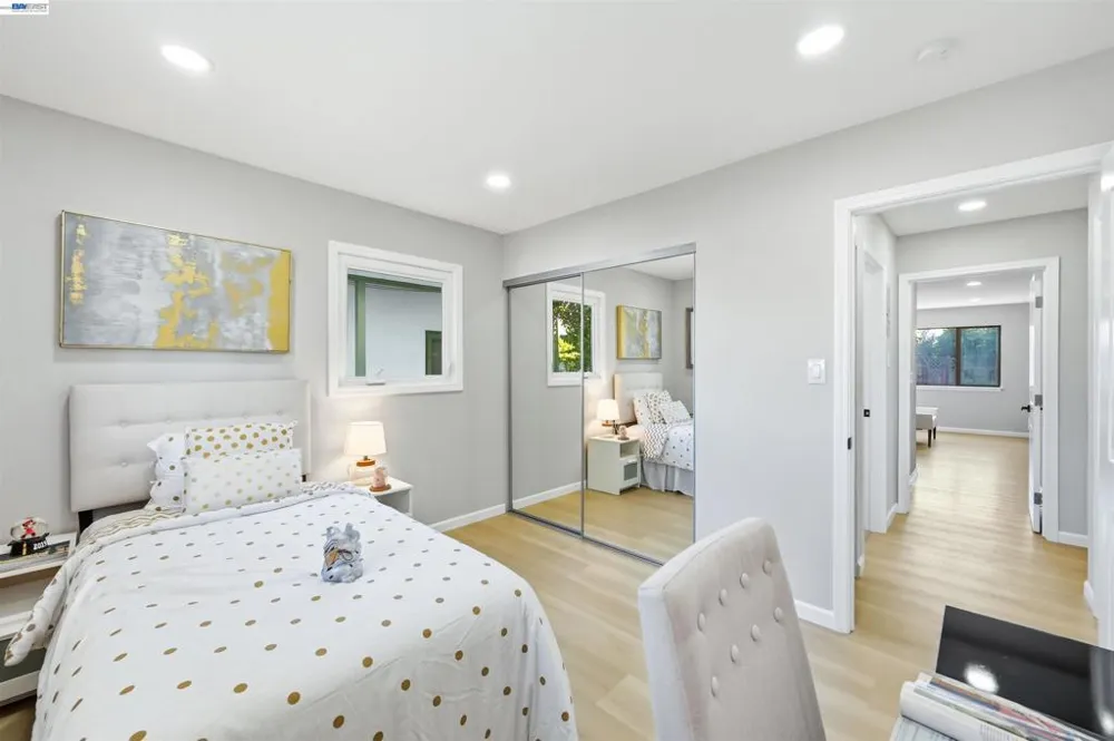 59 Lafayette Ave Hayward, CA 94544